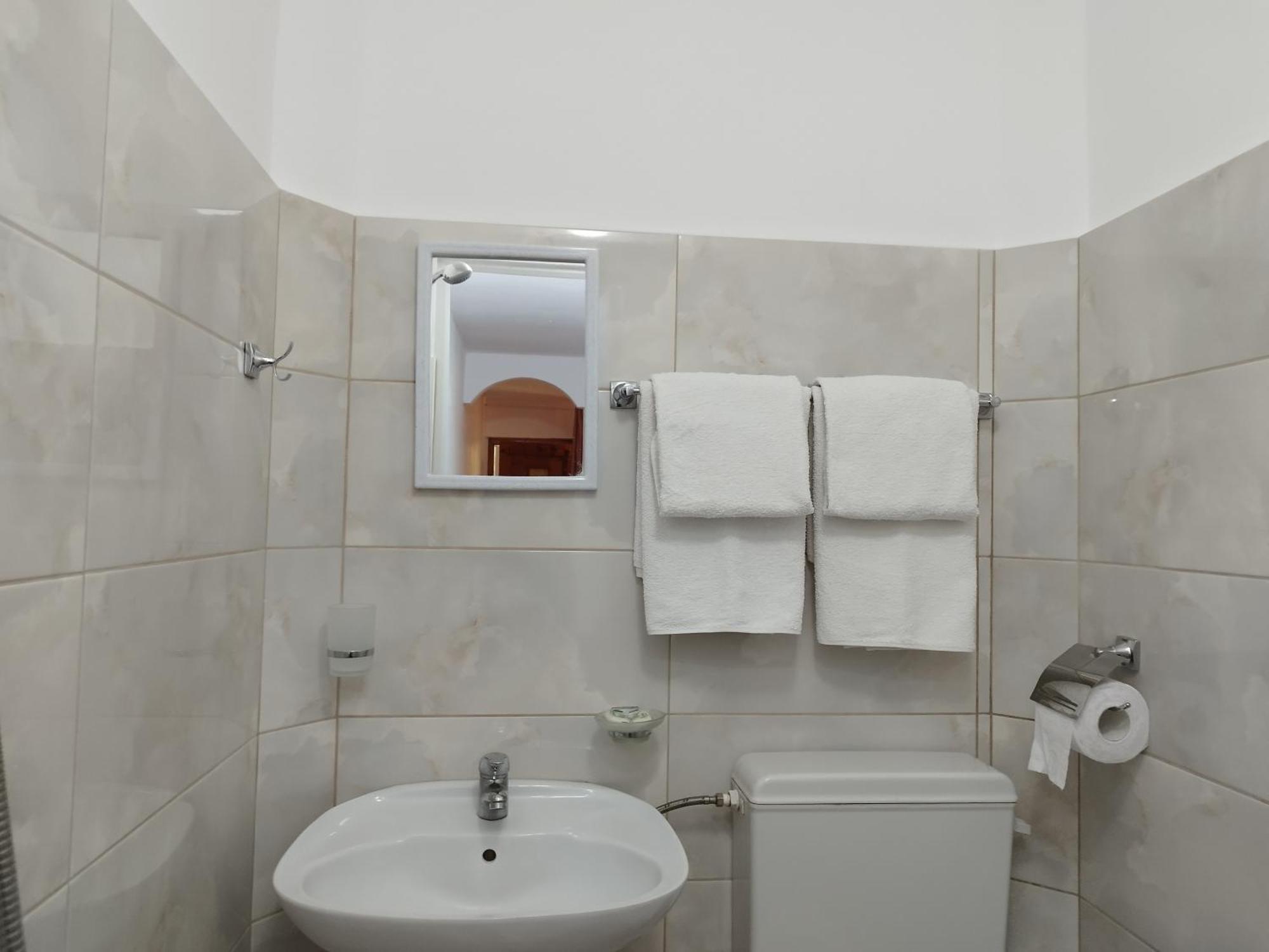 Villa Jun Guest House Belogradchik Exterior foto